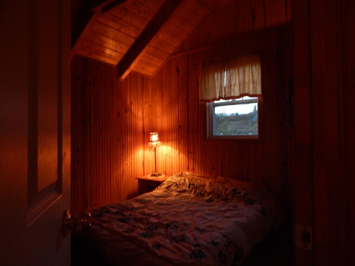 Les Chalets Brise-De-Mer Sainte-Therese-de-Gaspe Kültér fotó